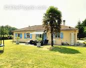 Maison à SAINT-LAURENT-SUR-GORRE