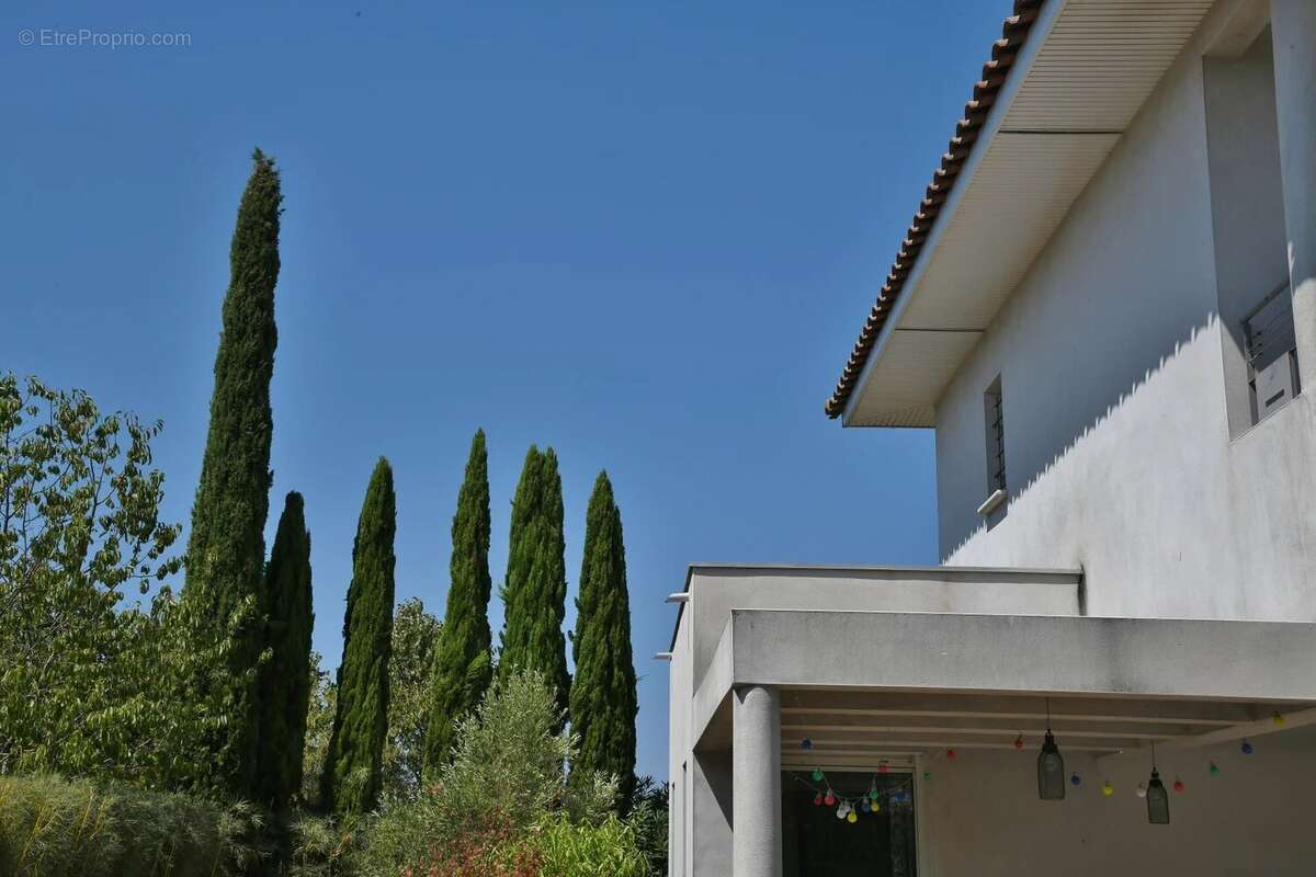 Belle villa contemporaine avec bassin à Bouillargeus en périphérie de Nîmes - photo 20