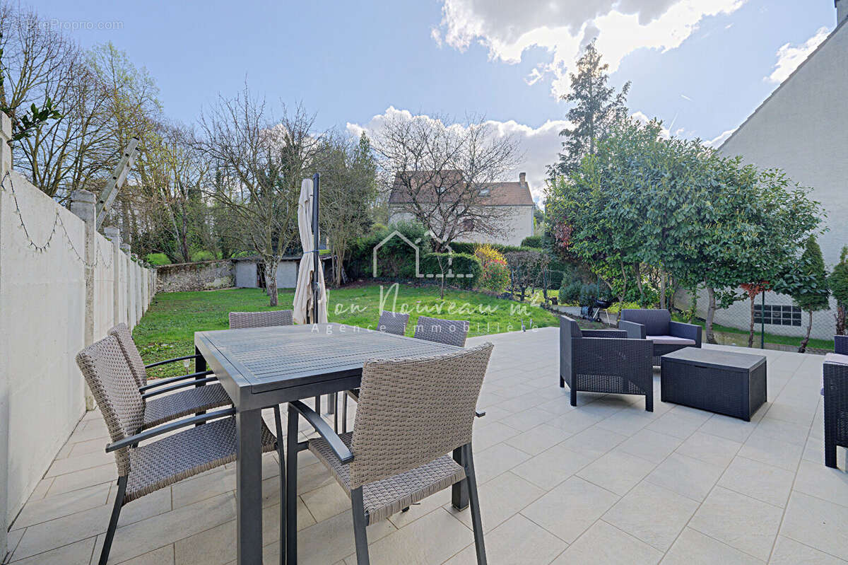 Maison à NOISY-LE-GRAND