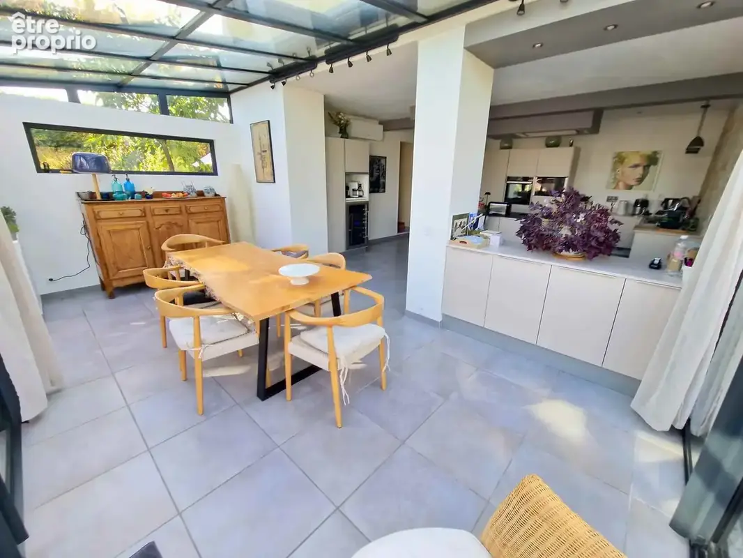 Belle rénovation pour cette maison en pierre avec psicine et dépendances sur terrain de 9343m2 - photo 14