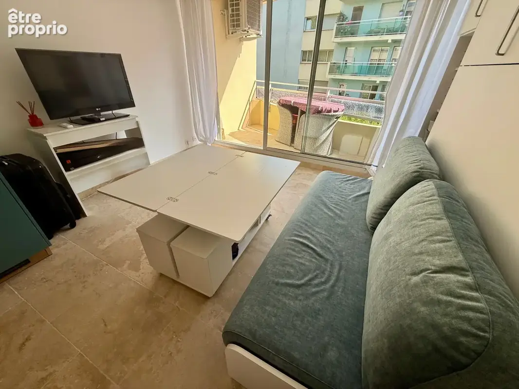 Cavalaire-sur-mer — magnifique studio rénové, à deux pas des plages - photo 7