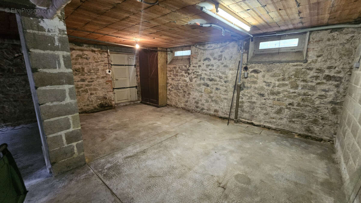 Maison à LE DORAT