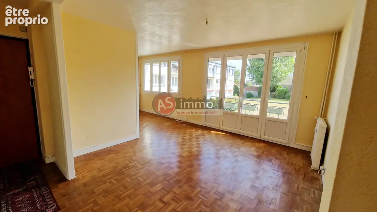 Appartement au 1er étage - balcon et garage - photo 4
