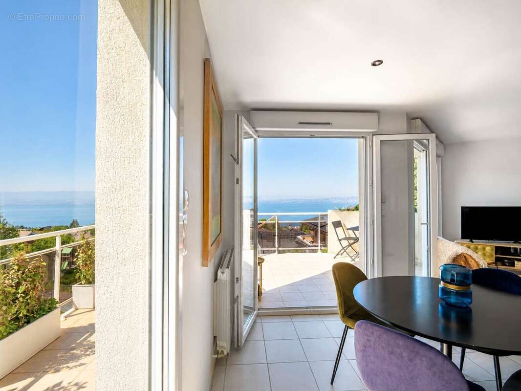 Appartement à EVIAN-LES-BAINS