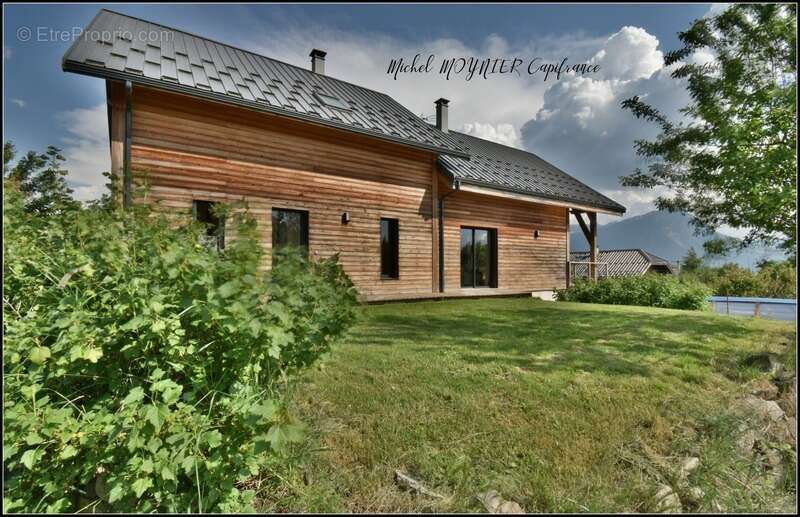 Chalet d’architecture avec vue lac, volumes rares et DPE B - Rare à la vente - photo 20