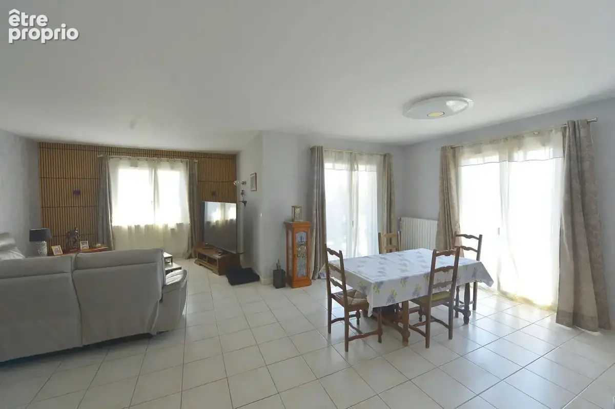 Maison 168 m² à Saint-Georges-De-Didonne  - photo 3