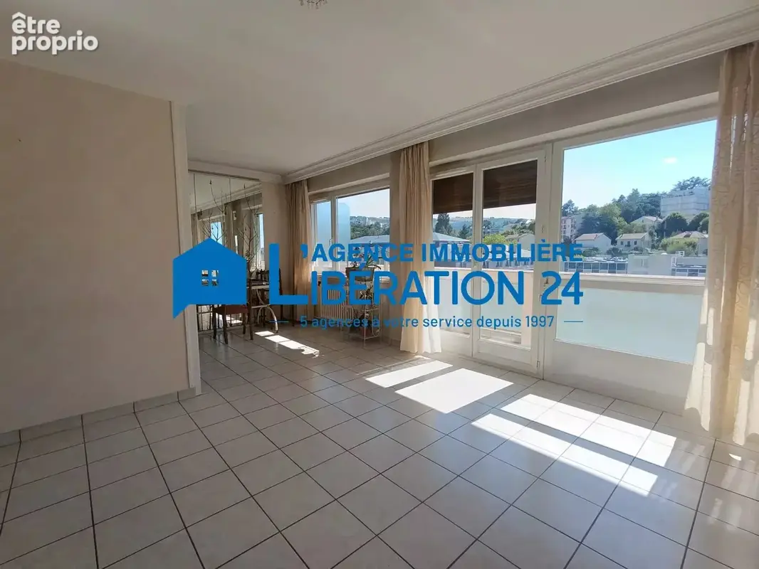 Bel appartement lumineux de 73 m² à Saint-Étienne - photo 2