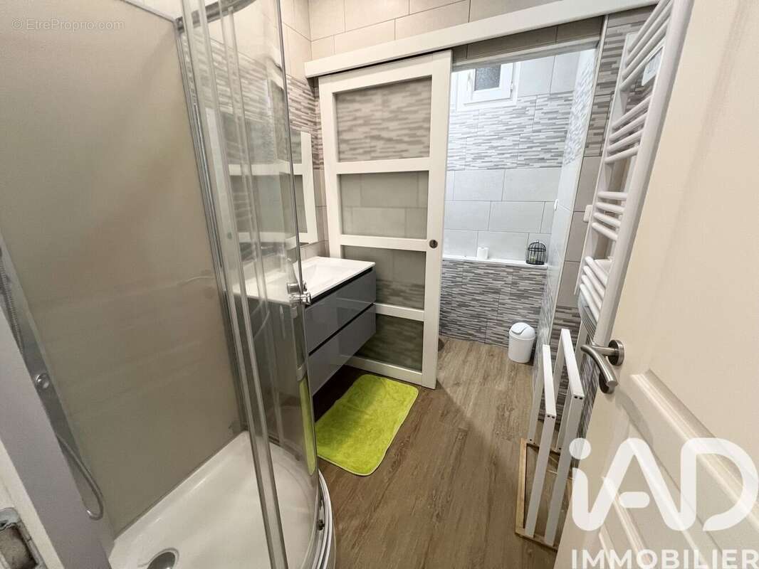 Photo 9 - Appartement à VIC-SUR-CERE