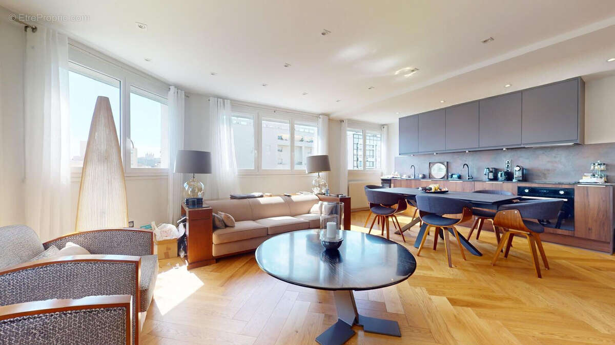 Appartement à LYON-6E