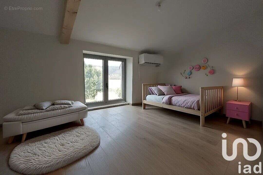 Photo 8 - Maison à SAINT-CLAIR-DU-RHONE