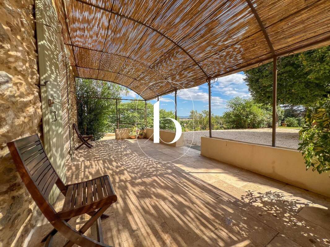 Maison à SAINT-PAULET-DE-CAISSON