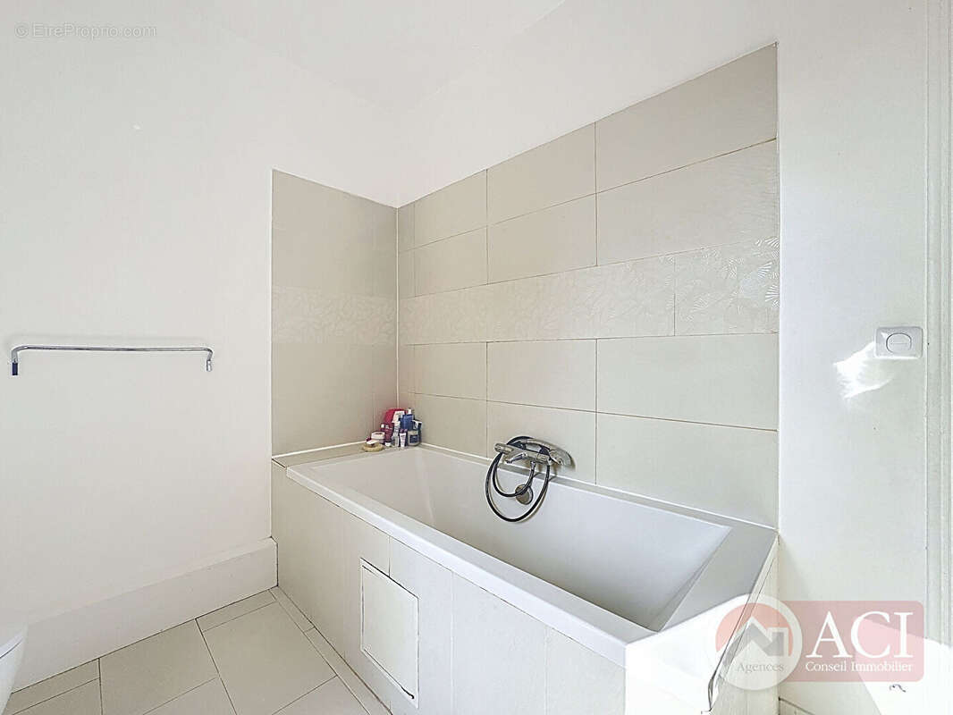 Maison à DEUIL-LA-BARRE