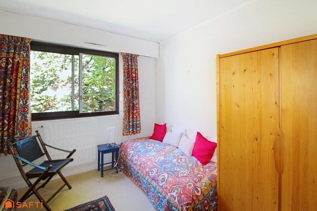 Photo 8 - Appartement à BOURG-LA-REINE