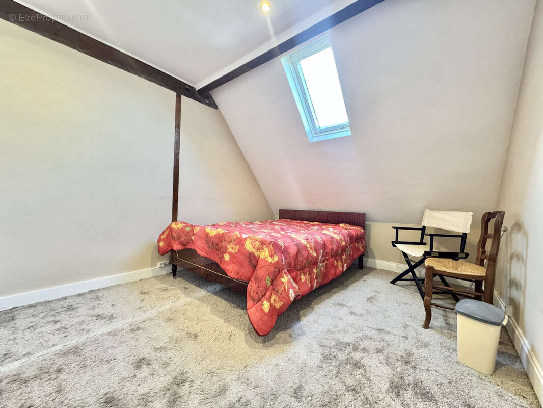 Maison à VILLERS-BRETONNEUX