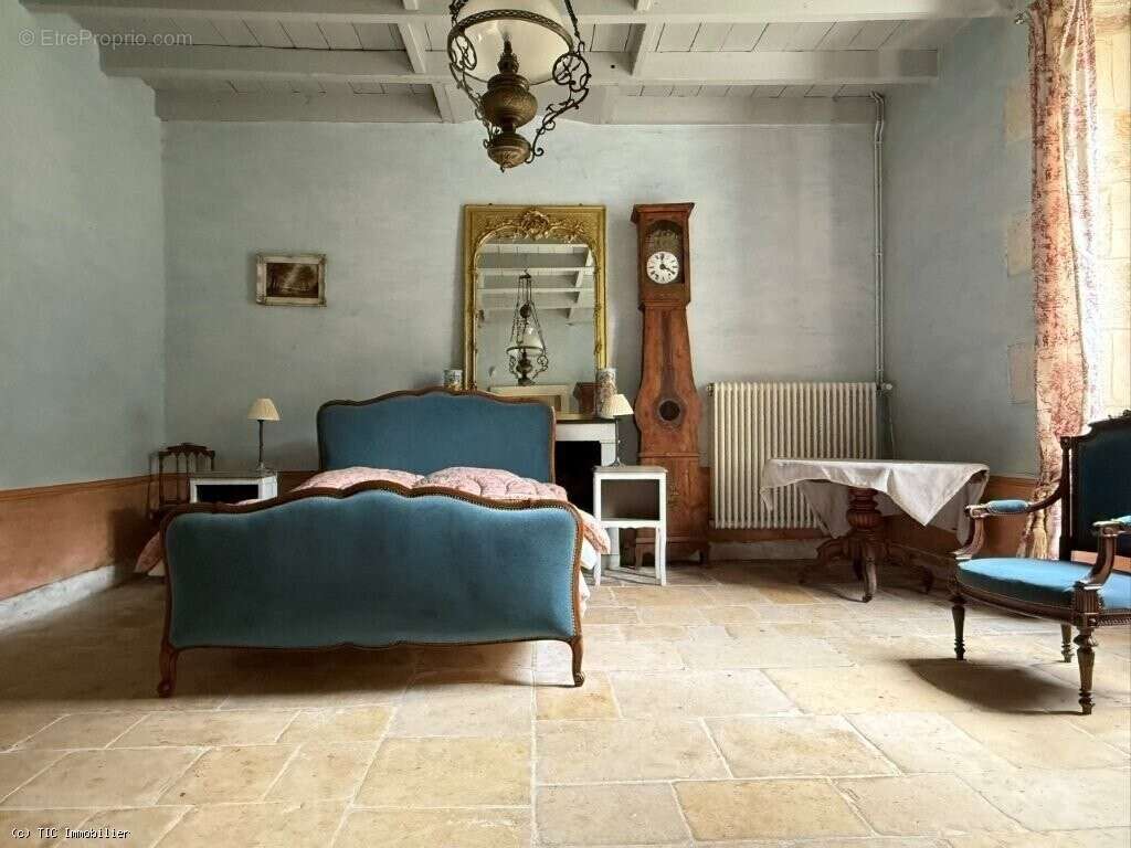 Maison à COUHE