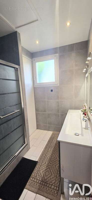 Photo 9 - Maison à SAINT-JEAN-DE-LA-RUELLE