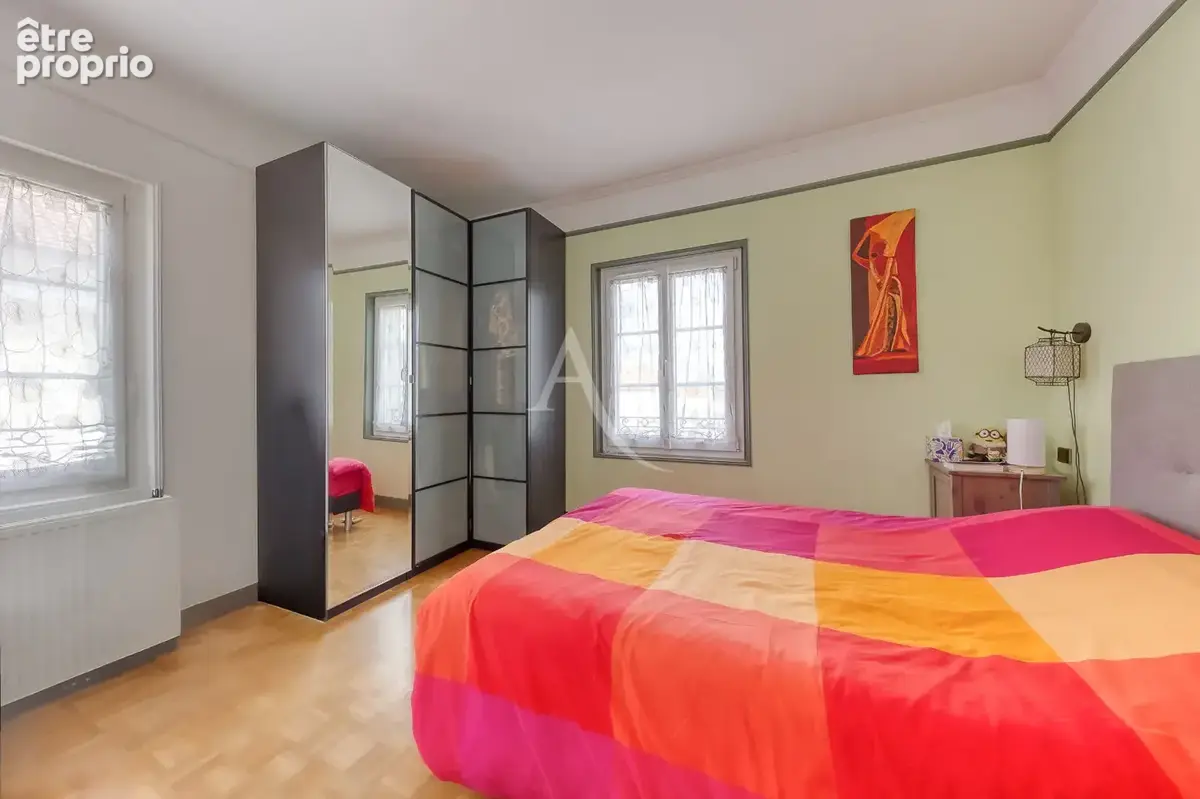 Maison 6 pieces avec dependance - photo 10