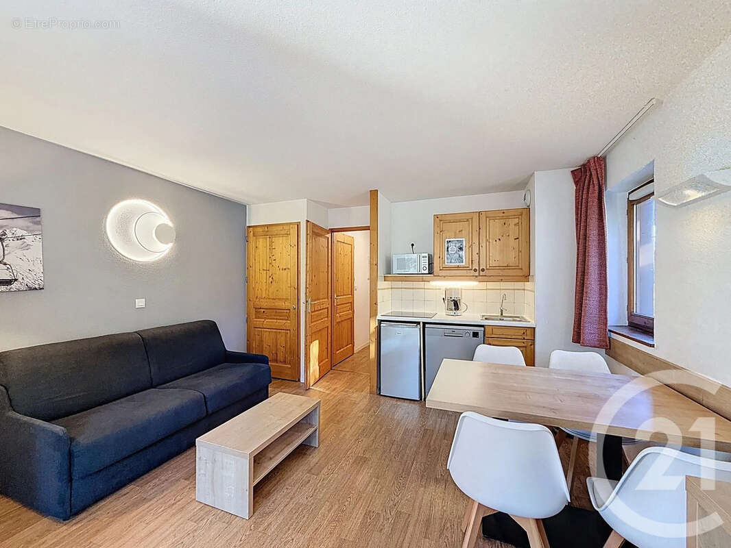 Appartement à MORILLON