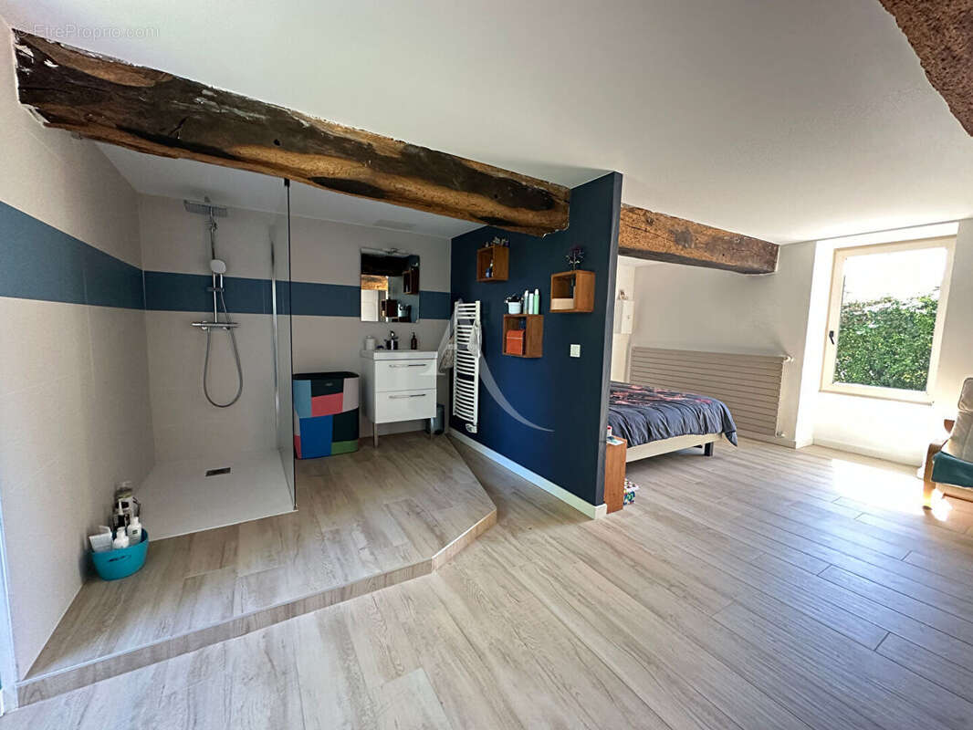 Maison en pierre 3 chambres + mezzanine 154 m² à vendre dans un hameau d'Aizenay - photo 7