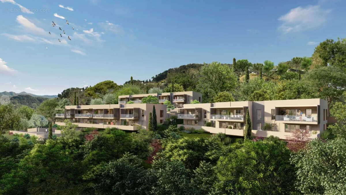 Appartement à GILETTE