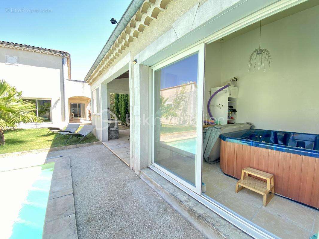  Maison familiale 4 chambres, avec piscine, jacuzzi et pool house – Sans vis-à-vis à Montélimar - photo 14