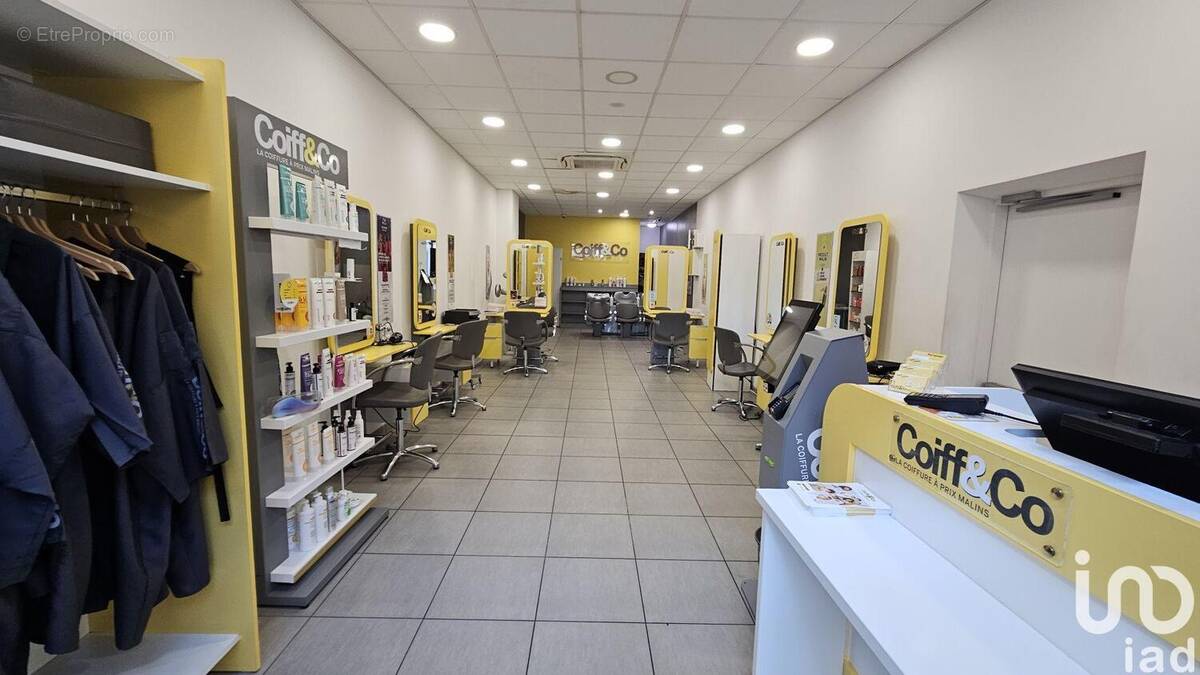 Photo 1 - Commerce à MARSEILLE-2E