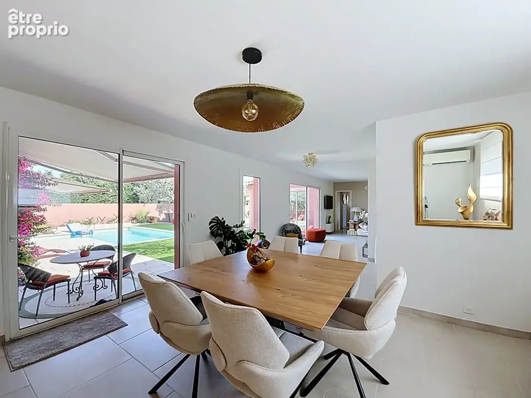 Villa contemporaine  193 m² sur parcelle arborée de 800 m² - photo 8