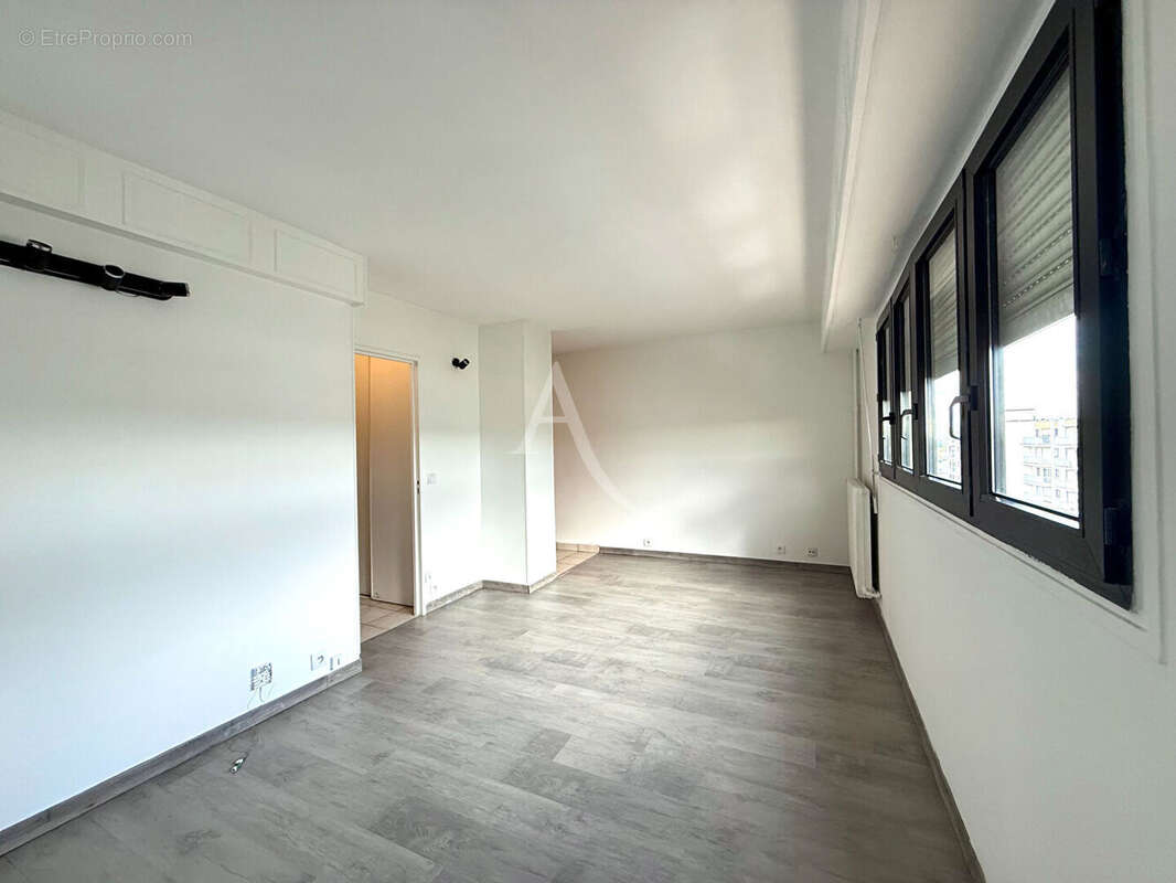 Appartement à VILLEMOMBLE