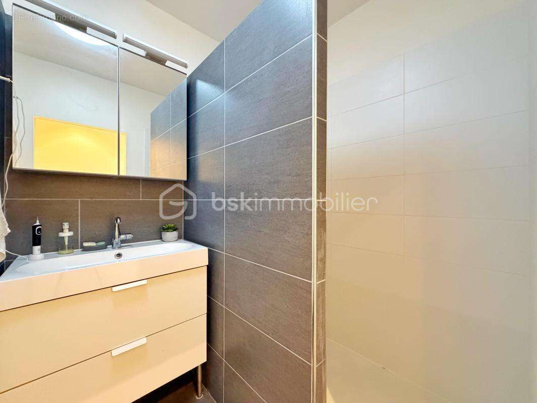 Appartement à MAREIL-MARLY