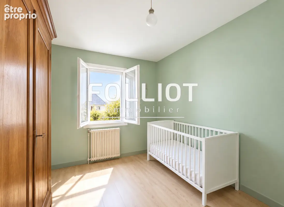 À vendre - Maison 3 chambres sur un terrain de plus de 2 500 m² à Saint-Planchers - photo 9