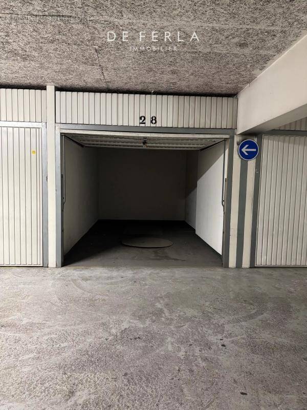 Parking à PARIS-14E