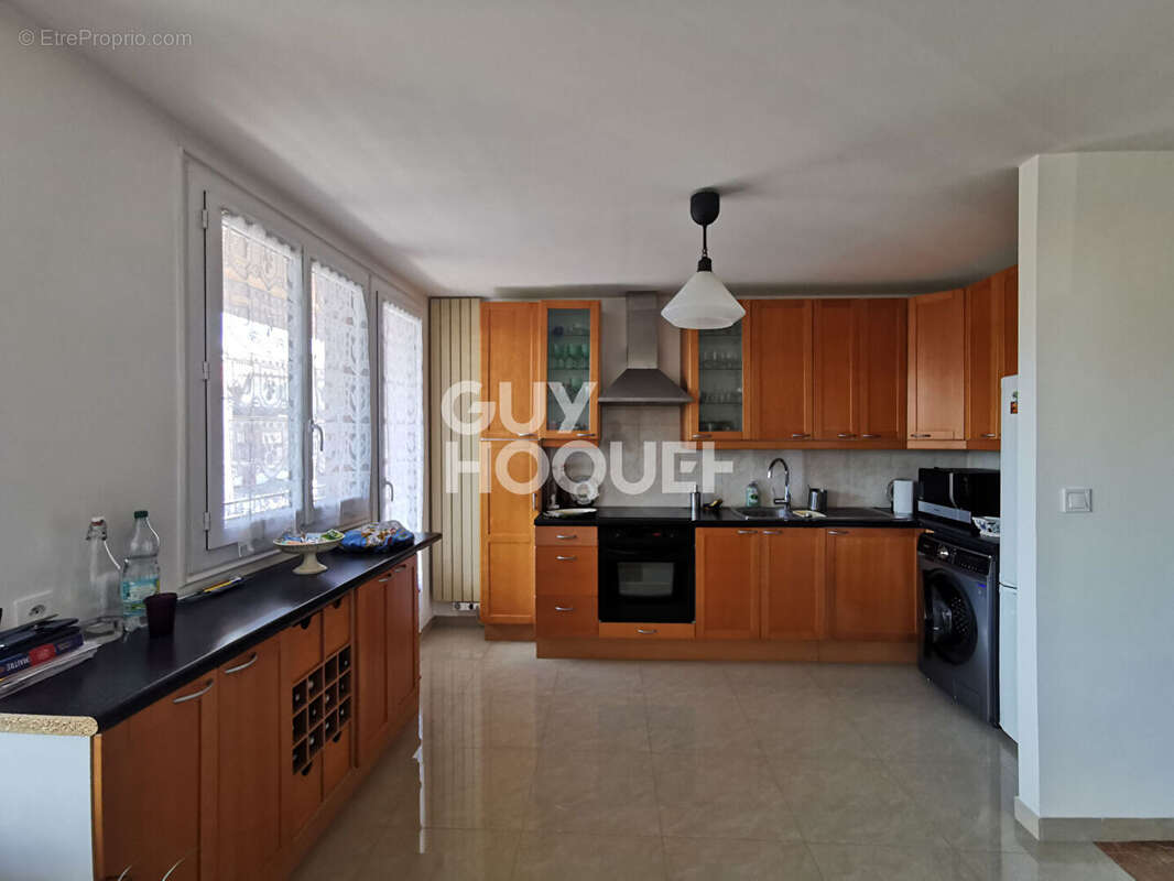 Maison à FONTENAY-SOUS-BOIS