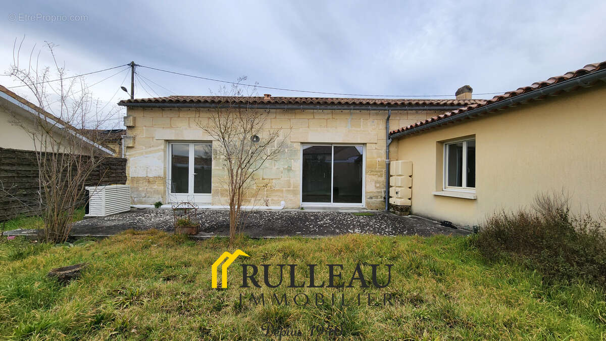 Maison à SAINT-ANDRE-DE-CUBZAC