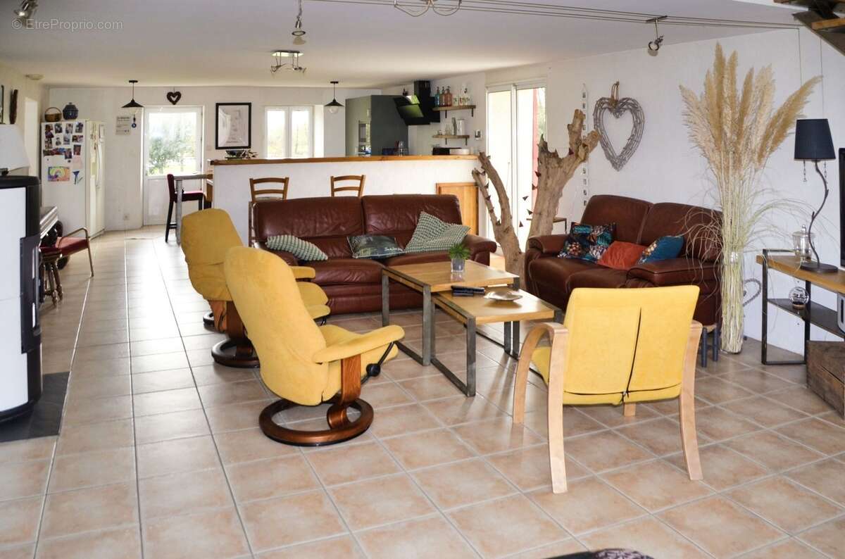 Maison à vendre 8 pièces LE GUE D'ALLERE (17) - photo 7