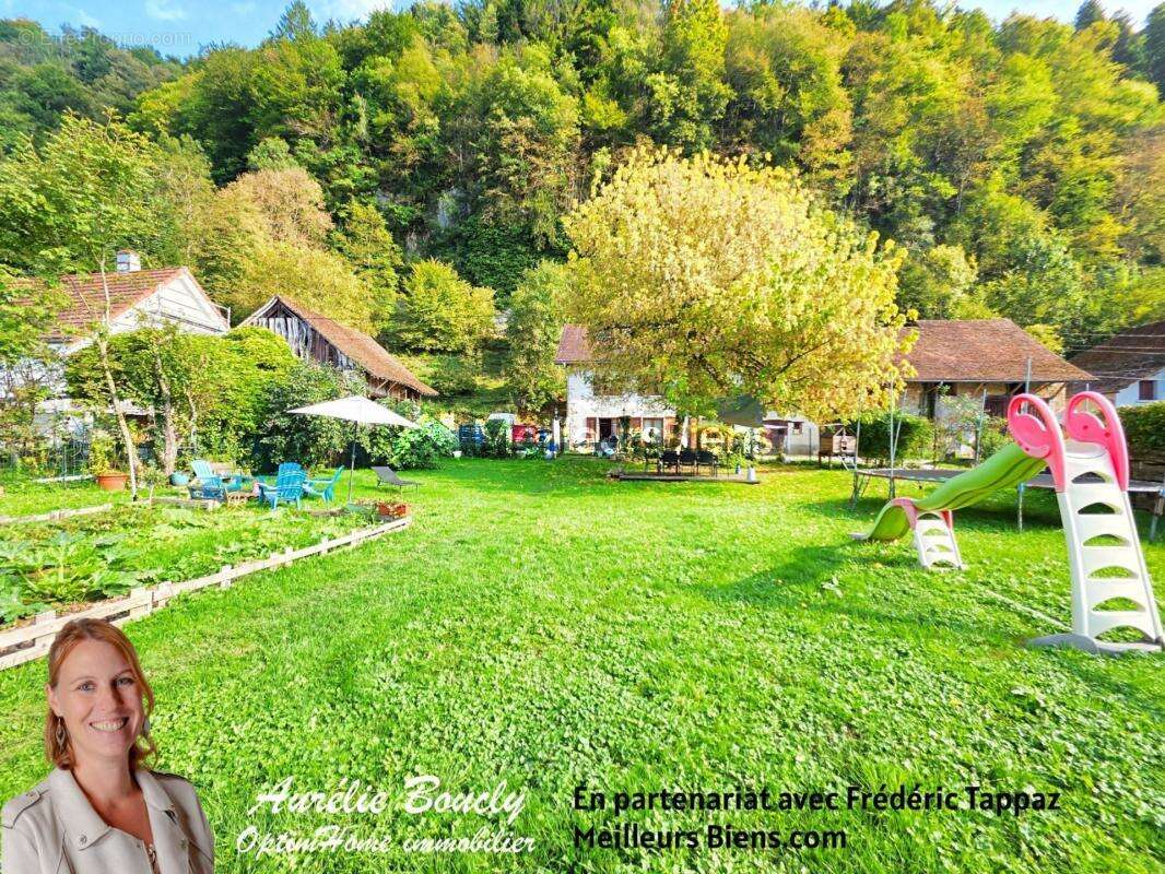 Maison à SAINT-LAURENT-DU-PONT