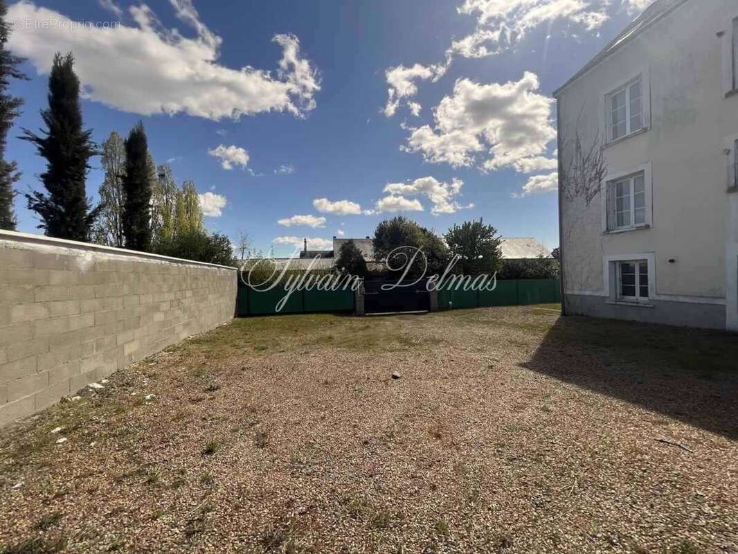 Immeuble à vendre SAINT CYR SUR LOIRE (37) - photo 3