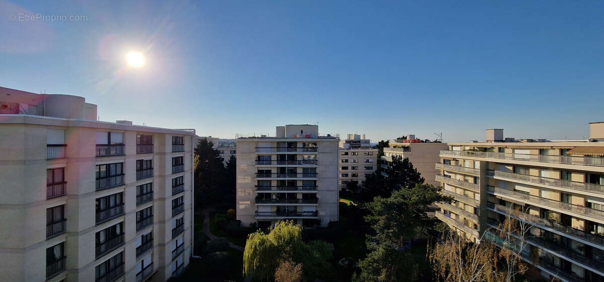 Appartement à RUEIL-MALMAISON