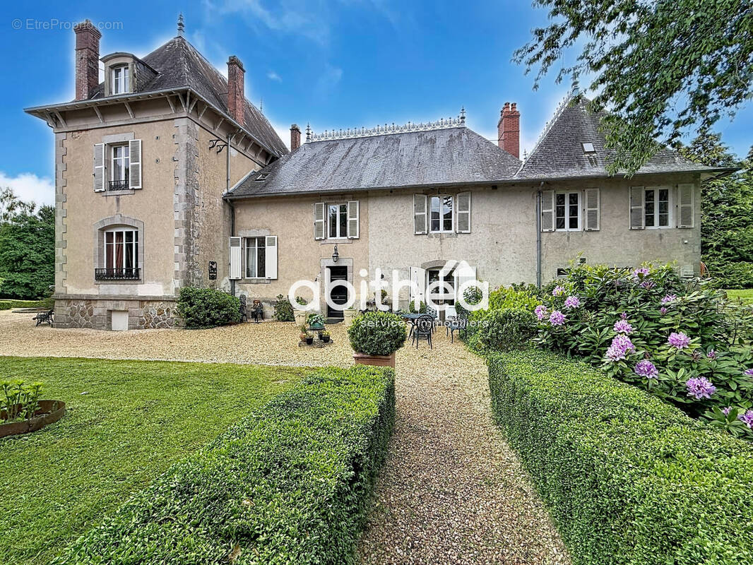 Maison à BUSSIERE-GALANT