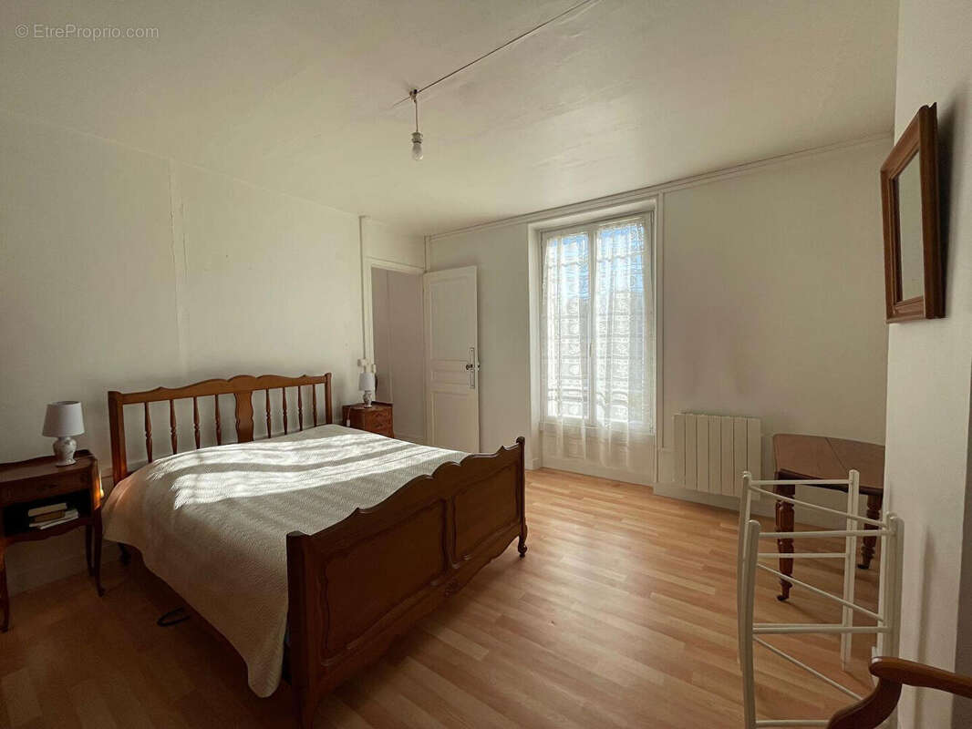 Maison à CROUY-SUR-OURCQ