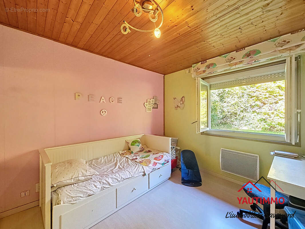 Maison à CRANVES-SALES