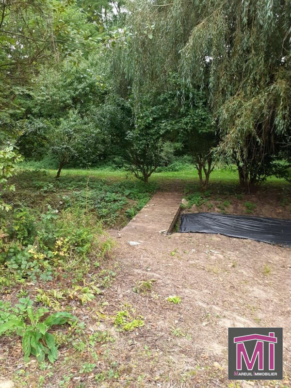 Terrain à MAREUIL-SUR-OURCQ