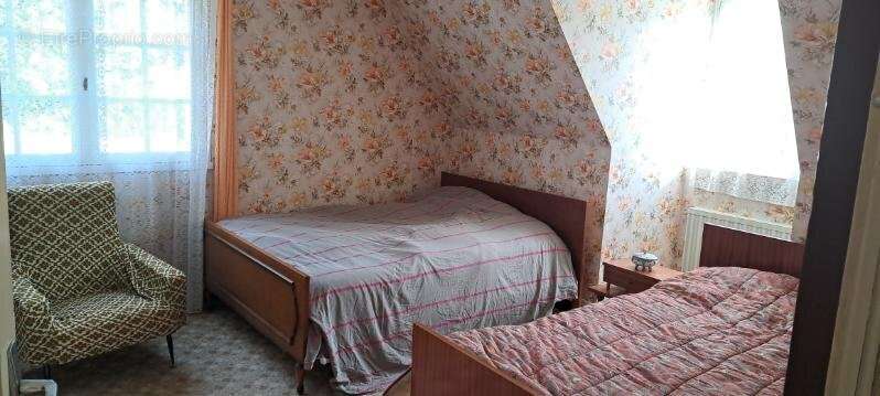 Maison à SAINT-MARTIN-VALMEROUX