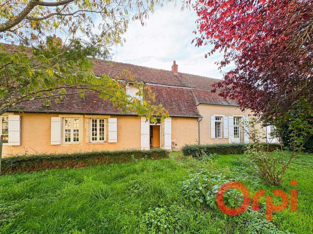 Maison à CHALIVOY-MILON