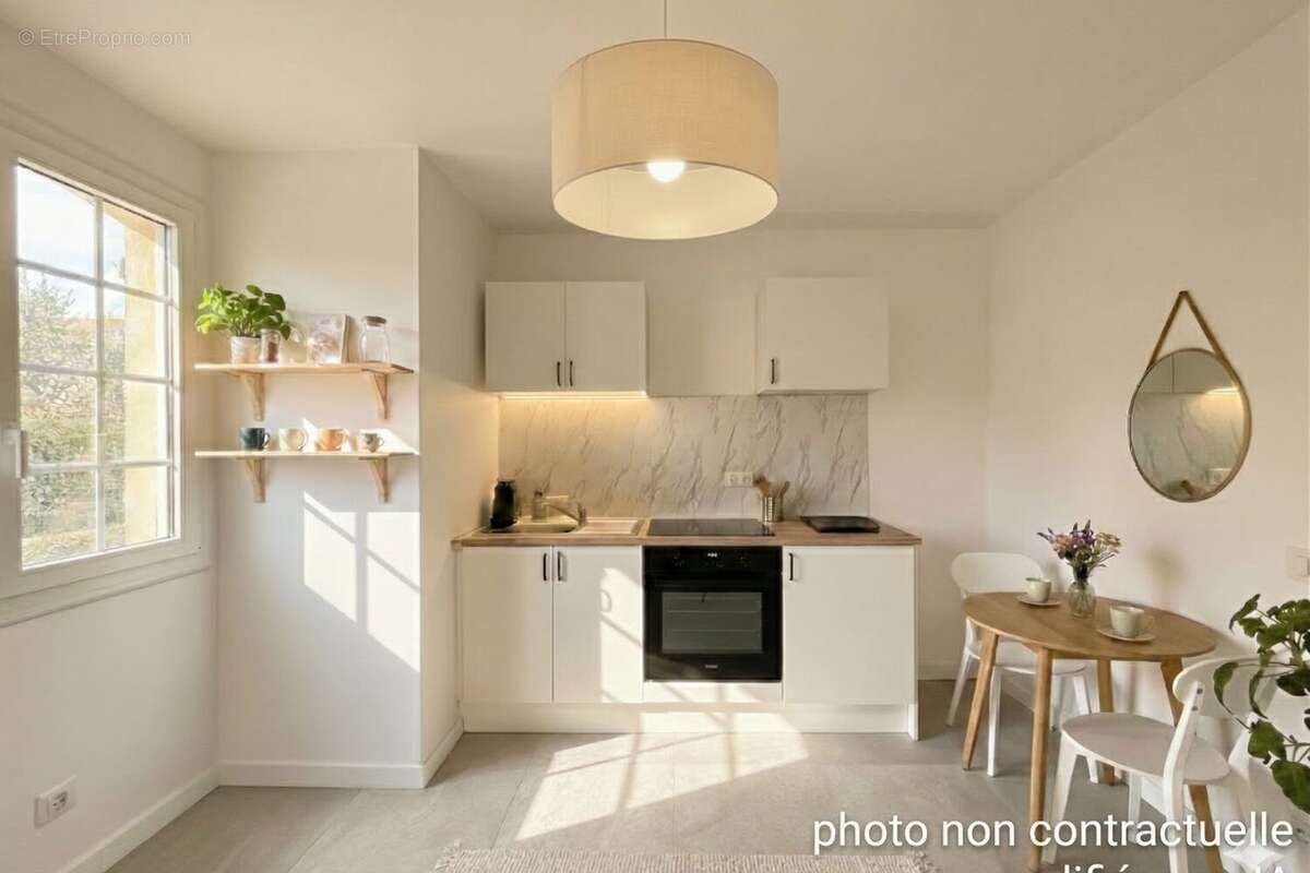 Appartement à VALLAURIS