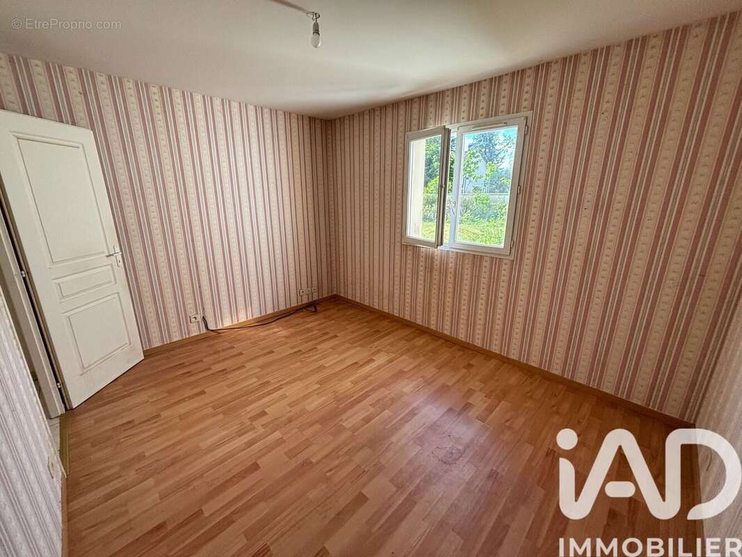 Maison 187 m² à Le Poinconnet  - photo 9