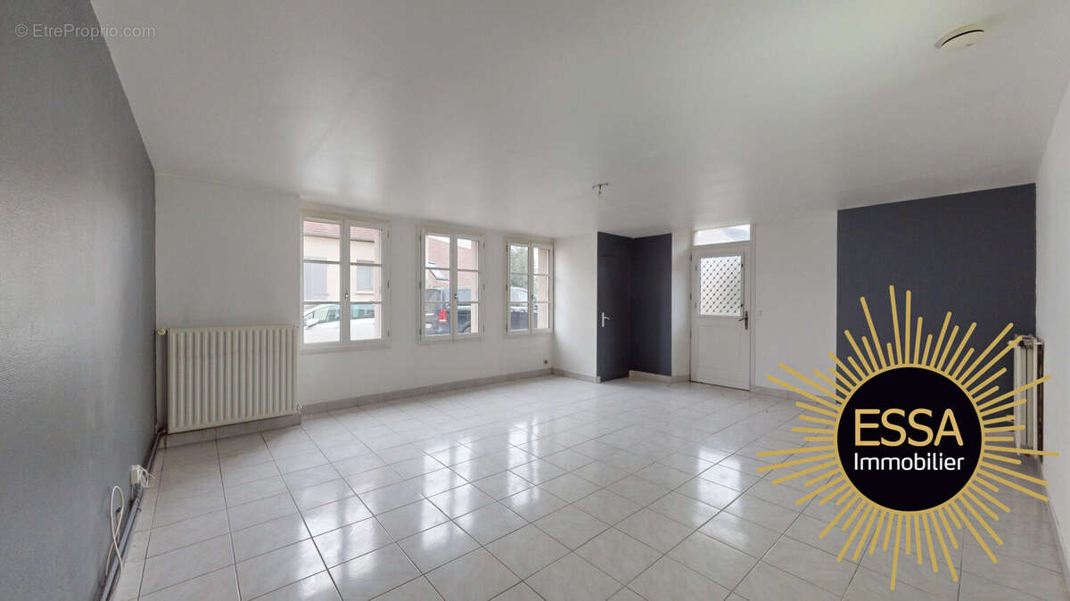 Appartement à CHAVENAY