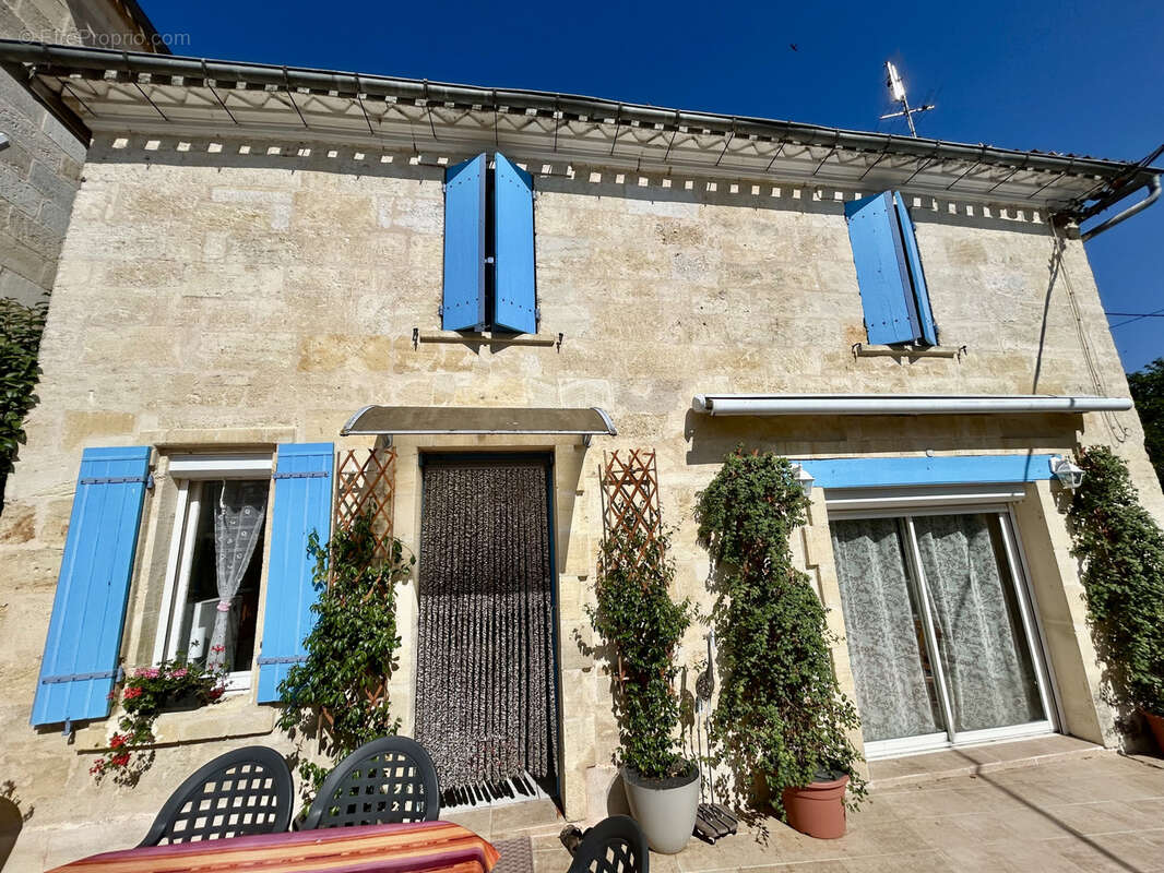 Maison à SAINT-DENIS-DE-PILE