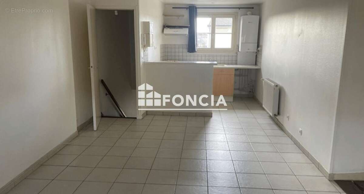 Appartement à ETRECHY