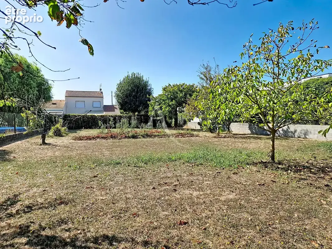 Terrain à bâtir de 713 m² à CHATELAILLON-PLAGE - photo 2