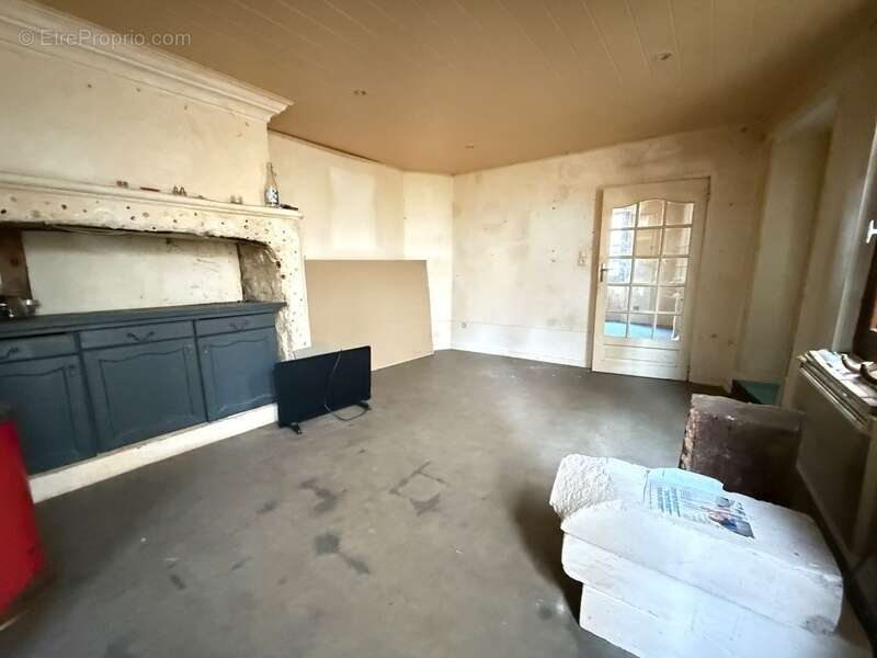 Maison à LES PONTS-DE-CE